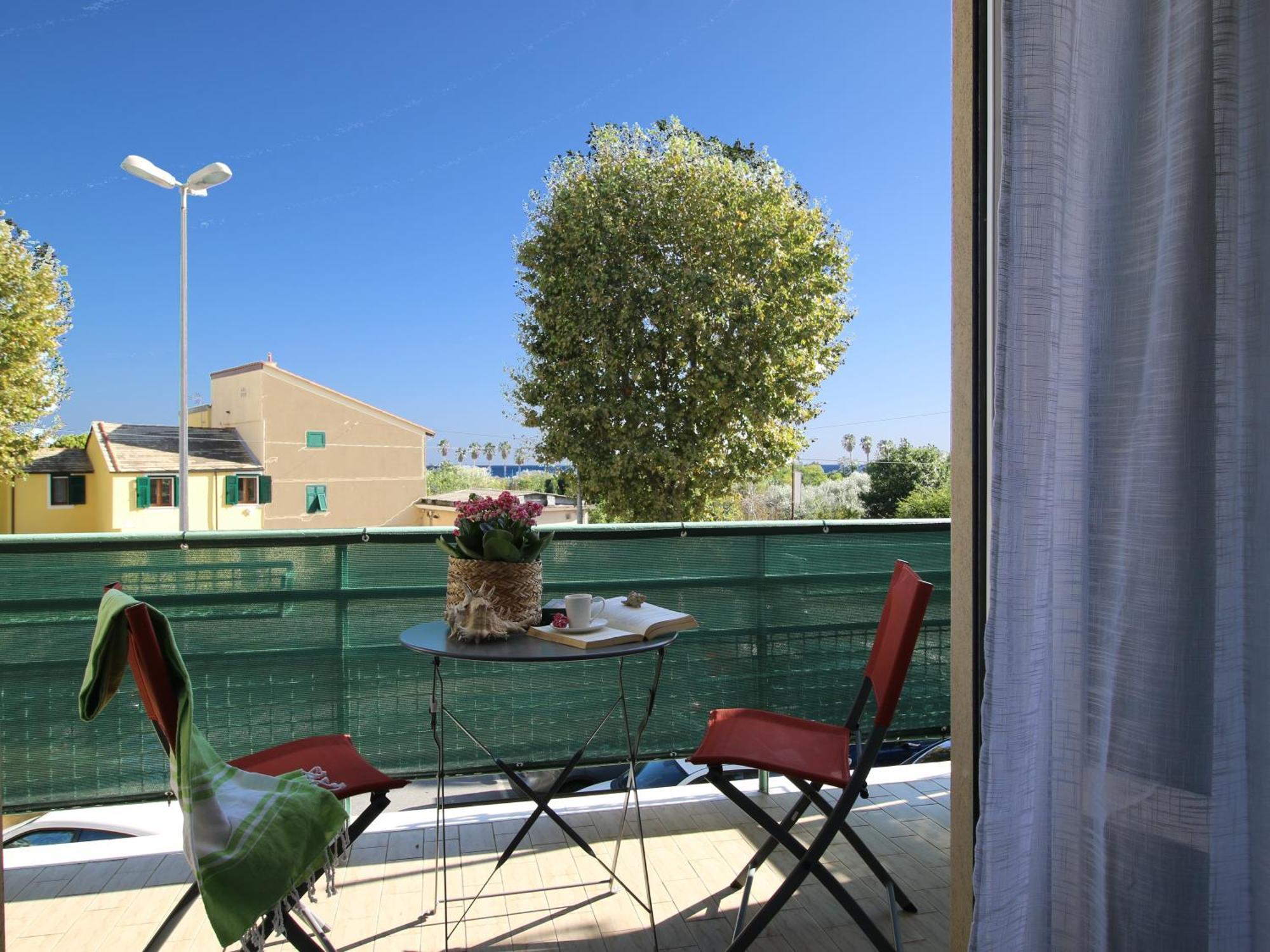 Il Mare In Piazza Apartment Албисола Супериоре Екстериор снимка