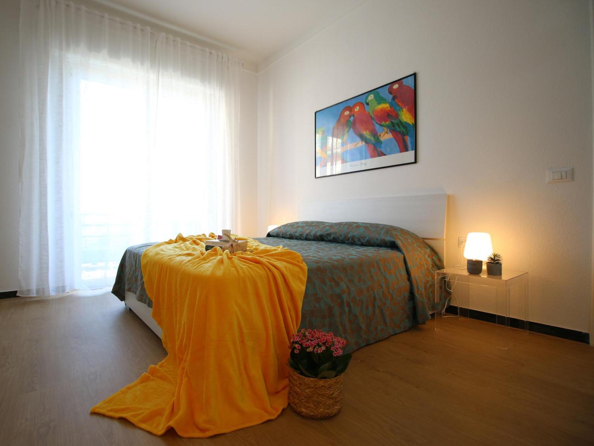 Il Mare In Piazza Apartment Албисола Супериоре Екстериор снимка